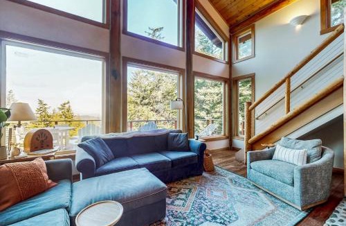 Eastsound House | Sunsets Over Water