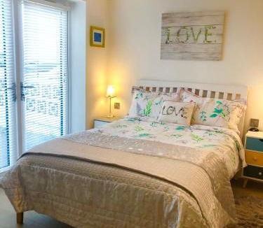 Morecambe House | Sunsets, Sandylands Prom Morecambe