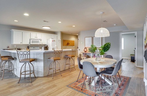 Camdenton Condo | Sunsets & Slips - Waterfront 3BR Condo at Lake of the Ozarks!