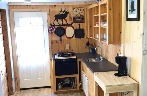 Croydon Cabin | SunSetter Cabin *Waterfront*