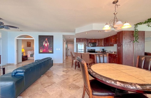 Playa Encantada Condo | SunsetViews-LaJollaDelMar-BeachAccess-Rosarito