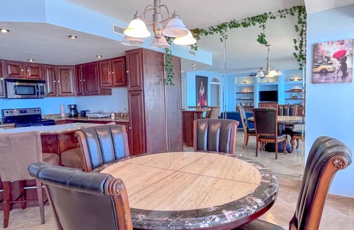 Playa Encantada Condo | SunsetViews-LaJollaDelMar-BeachAccess-Rosarito