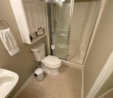 Jasper House | SunsetViews - Screened Porch