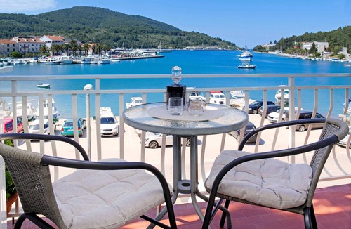 Vela Luka Apartment | Sunshine Apartment Doda