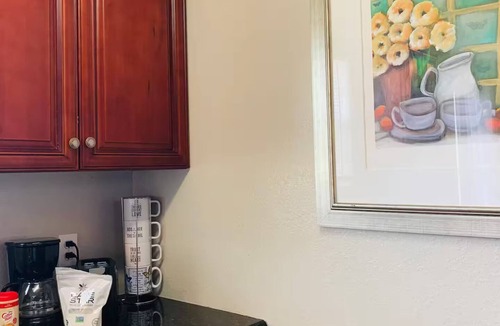 McNair Condo | Sunshine Clean Gated Baytown Save Long Term Stays