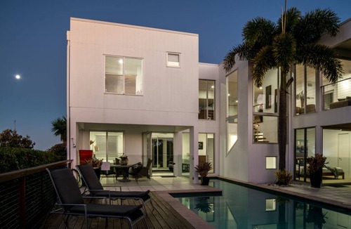 Castaways Beach House | Sunshine Coast White House