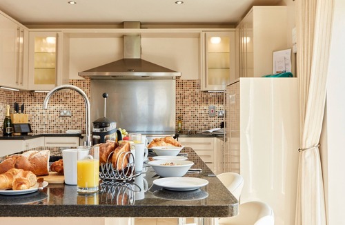 Dalbury Lees Cottage | Sunshine Cottage