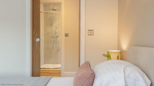 Helmsley House | Sunshine Cottage