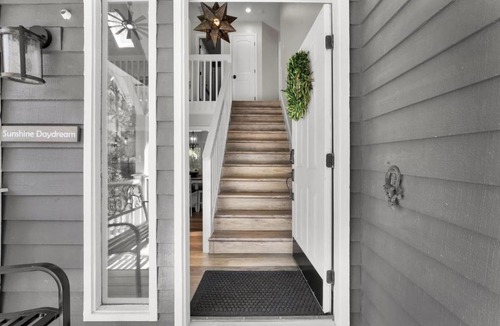 Olde Town House | Sunshine Daydream