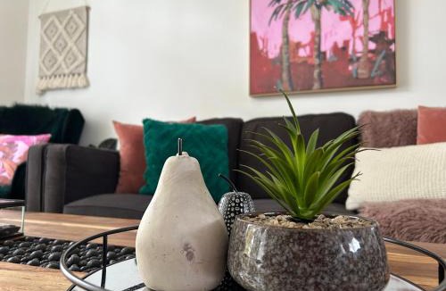 Brahma Lodge Apartment | Sunshine Four