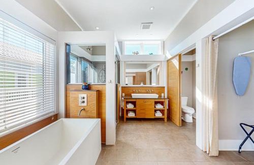 Carrabelle House | Sunshine Haven