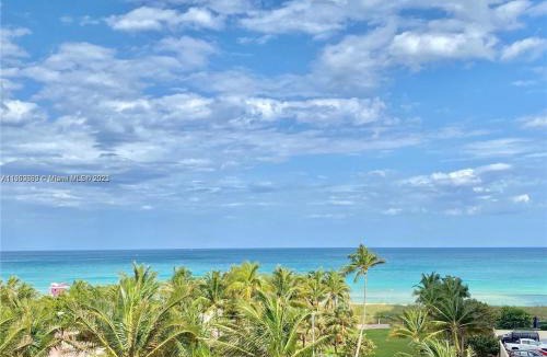 North Beach Hostel | Sunshine Miami - shared apartment