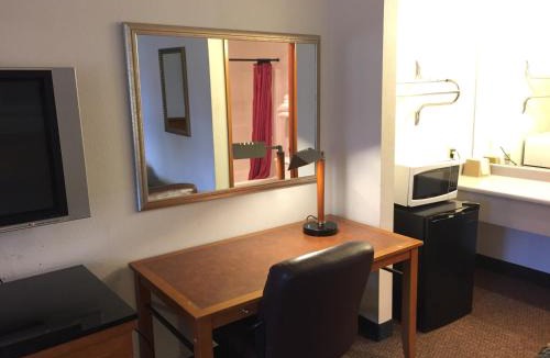 Fife Hotel | Sunshine Motel