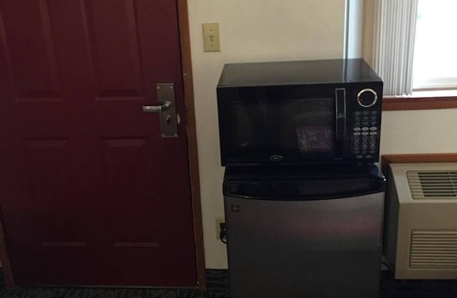 Fife Hotel | Sunshine Motel