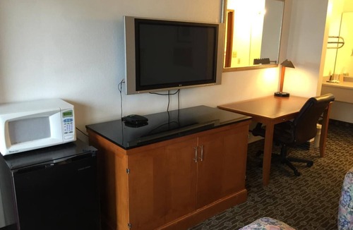 Fife Hotel | Sunshine Motel