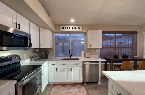 Arrowhead Ranch House | Sunshine Oasisnn