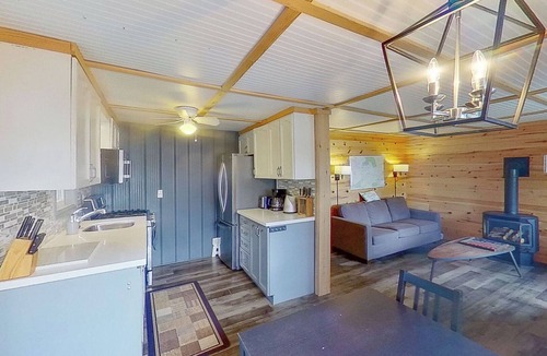 Dysart et al Cottage | Sunshine on the Green
