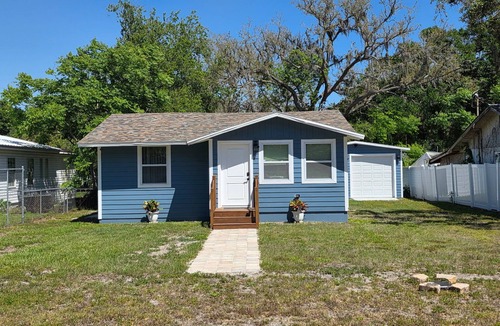 Zephyrhills South House | Sunshine Retreat