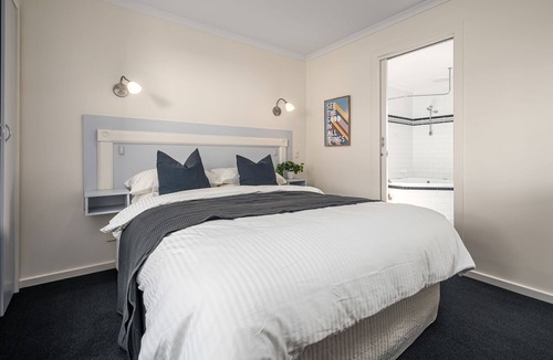 Cowes Villa | Sunshine Retreat Villa 1