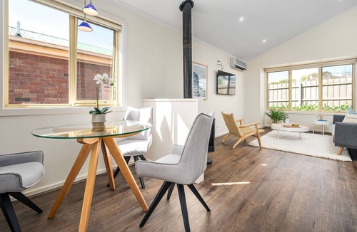 Cowes Villa | Sunshine Retreat Villa 3