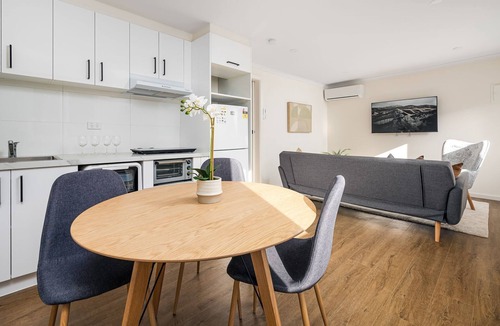 Cowes Villa | Sunshine Retreat Villa 8