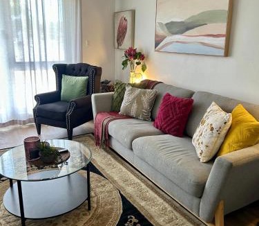 Brahma Lodge Apartment | Sunshine Seven