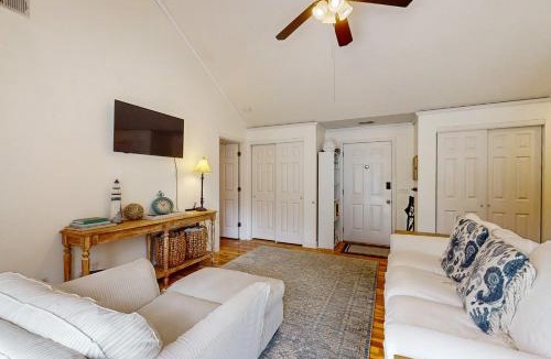 Palmetto Dunes House | Sunshine Shamrock