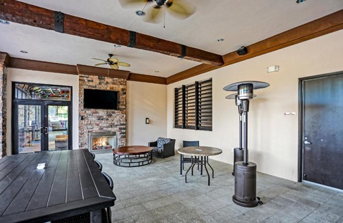 Loughman House | Sunshine & Smiles