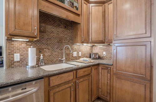 Fruita House | Sunshine Spacious Home w/Fire Pit & Garage