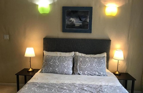 Outer Mission Apartment | Sunshine