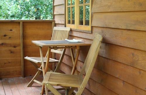 West Woombye Cabin | Sunshine Valley Cottages