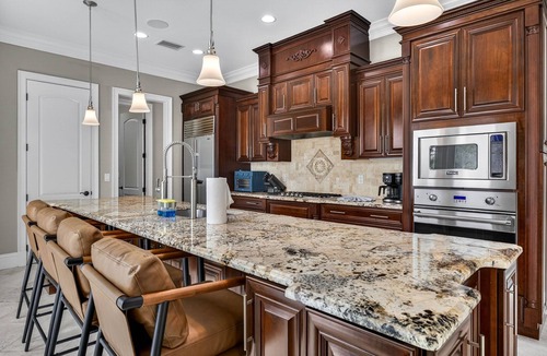 Clearwater House | Sunshine Villa 6 bedrooms 6bathroom heated pool Clearwater