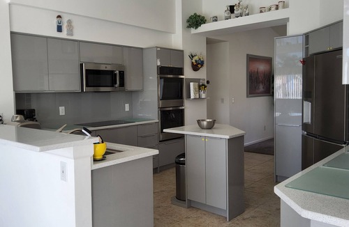 Fairway Oaks House | Sunshine Villa - Home from Home