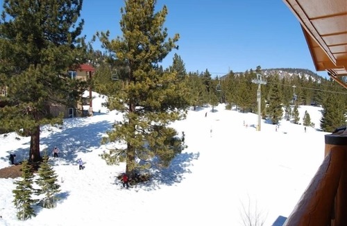 Mammoth Lakes Condo | Sunstone 1BR Condo – Luxury! Steps to Hiking, Biking & Mountain Views