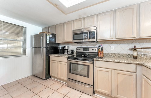 South Padre Island Condo | Suntide II 505 - Top Floor Condo w/Vaulted Ceilings, Private Balcony, Beachfront Pool & Spa, Direct Ocean Access