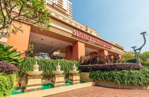 Bandar Sunway Apartment | Sunway Pyramid Resort Suites by Ray&Jo