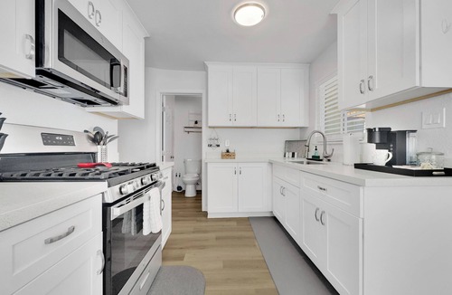 West Second Street Historic District House | Super 2 Bed with Private Hot Tub! Downtown Mesa.