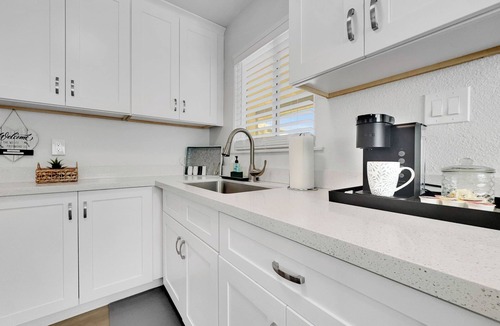West Second Street Historic District House | Super 2 Bed with Private Hot Tub! Downtown Mesa.