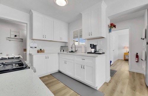 West Second Street Historic District House | Super 2 Bed with Private Hot Tub! Downtown Mesa.