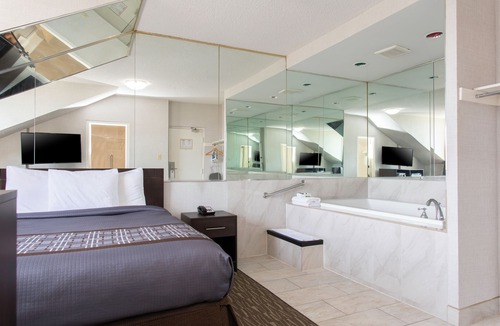 Mississauga Hotel | Super 5 Inn