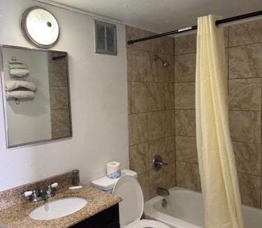 Wright City Hotel | Super 7 Inn