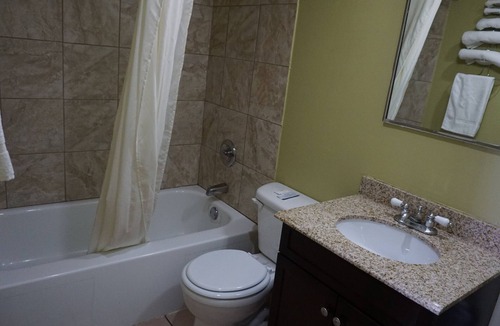 Wright City Hotel | Super 7 Inn