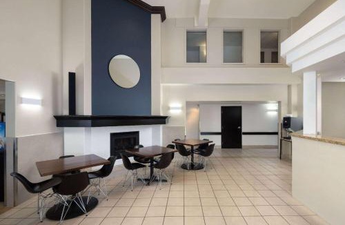 Sainte-Agathe-des-Monts Hotel | Super 8 by Wyndham Sainte Agathe Des Monts