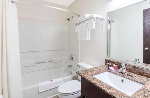 Aberdeen Hotel | Super 8 by Wyndham Aberdeen MD