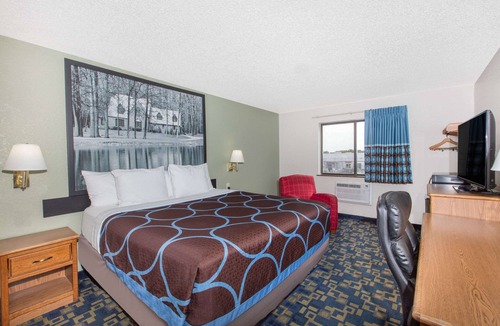 Aberdeen Hotel | Super 8 by Wyndham Aberdeen MD