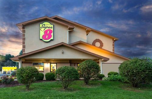 Abingdon Hotel | Super 8 by Wyndham Abingdon VA