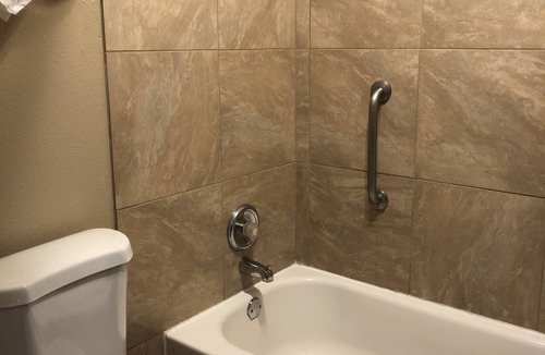 Albany Hotel | Super 8 by Wyndham Albany/Corvallis