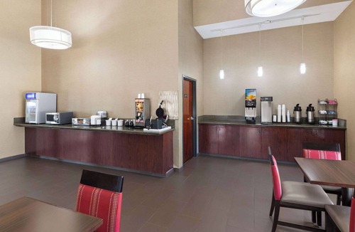 Alexandria Hotel | Super 8 by Wyndham Alexandria LA