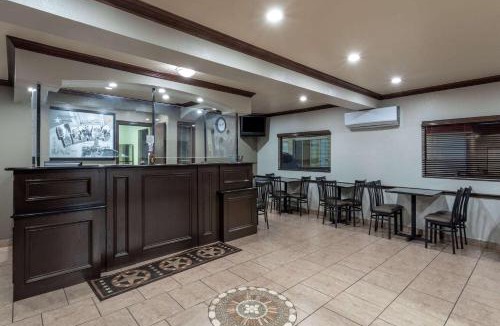 Amarillo Hotel | Super 8 by Wyndham Amarillo Central TX