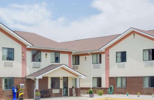 Appomattox Hotel | Super 8 by Wyndham Appomattox VA